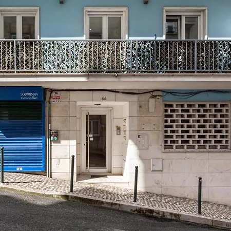 Joivy Modern Flat Near Estrela Garden * Lisboa