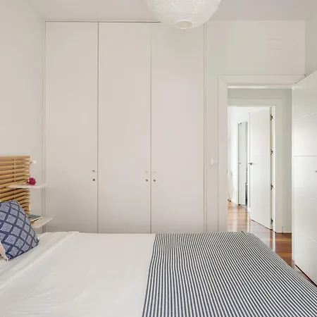 Апартаменты Joivy Modern Flat Near Estrela Garden Лиссабон