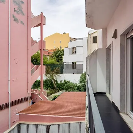 Guestready - Modern Flat Near Estrela Garden Lägenhet Lisboa