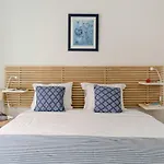 Appartamento Guestready - Modern Flat Near Estrela Garden Lisbona